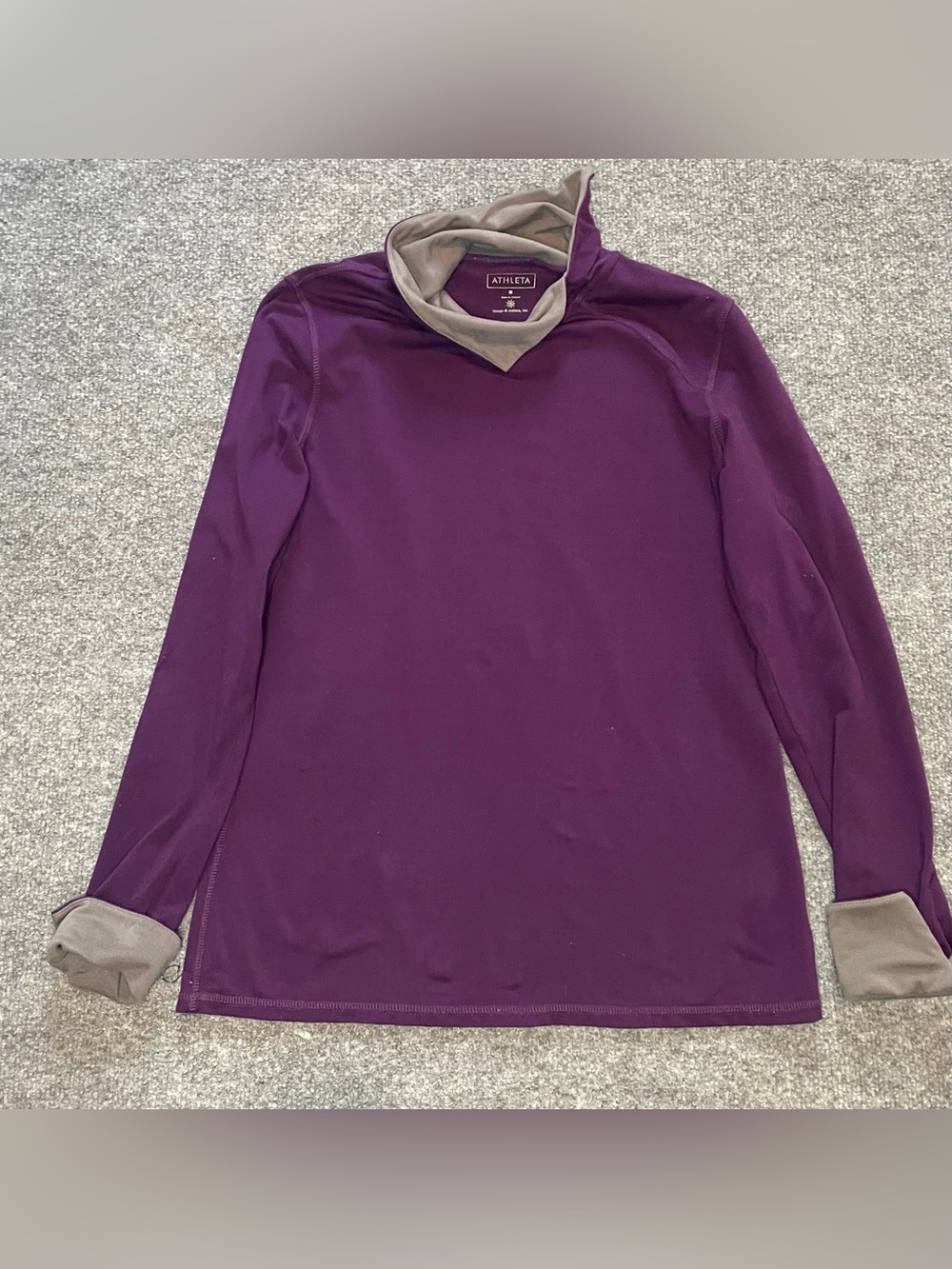 Athleta Women’s M Purple/Gray Cowl Neck Long Sleeve Stretch Pullover Top